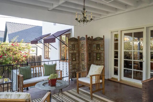 1334 Carmen Drive, Glendale, CA 91207