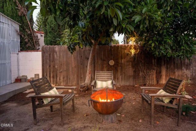 1334 Carmen Drive, Glendale, CA 91207