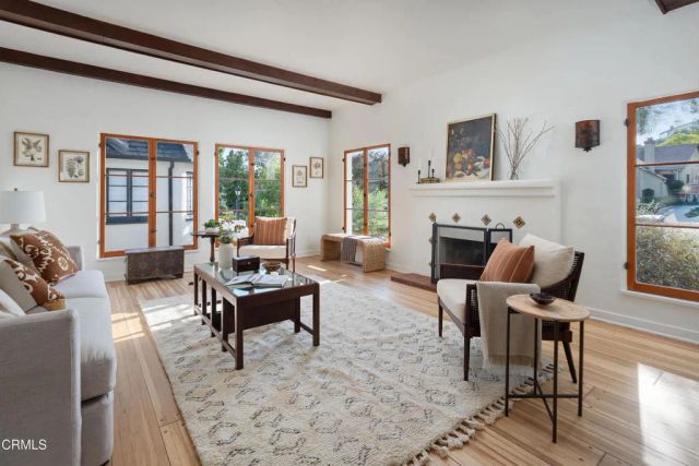 1334 Carmen Drive, Glendale, CA 91207