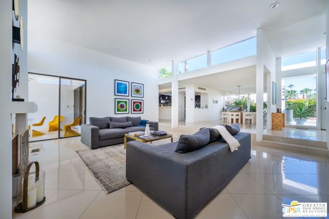 1925 S Joshua Tree Place, Palm Springs, CA 92264