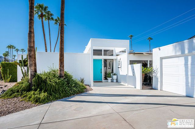 1925 S Joshua Tree Place, Palm Springs, CA 92264