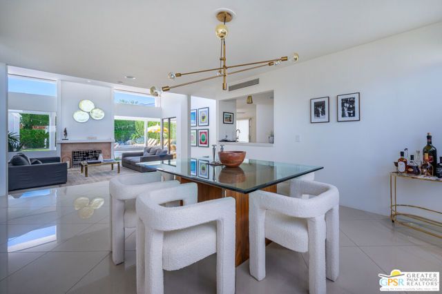 1925 S Joshua Tree Place, Palm Springs, CA 92264