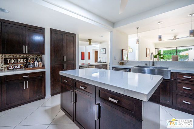 1925 S Joshua Tree Place, Palm Springs, CA 92264