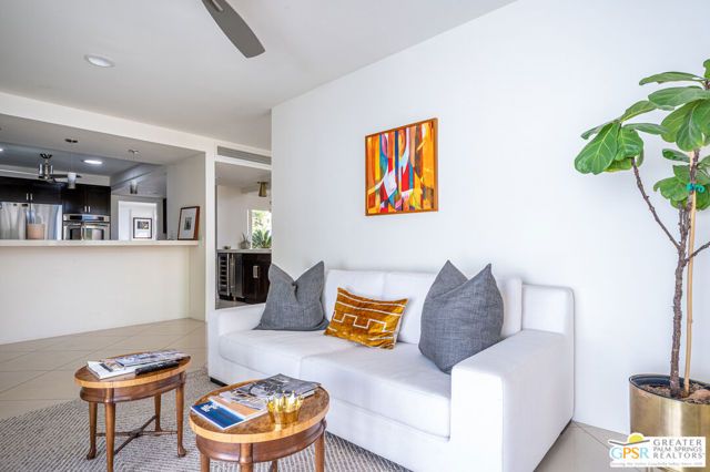 1925 S Joshua Tree Place, Palm Springs, CA 92264