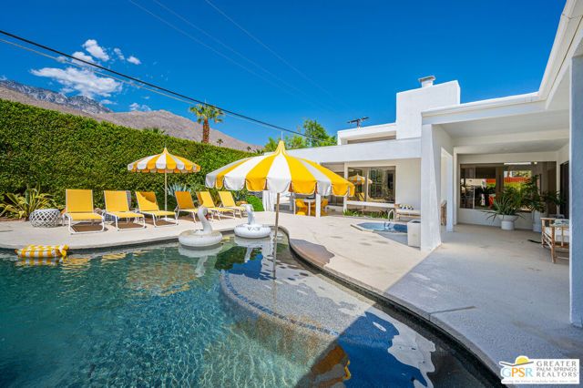 1925 S Joshua Tree Place, Palm Springs, CA 92264