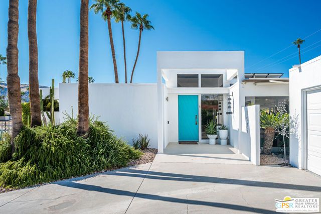 1925 S Joshua Tree Place, Palm Springs, CA 92264