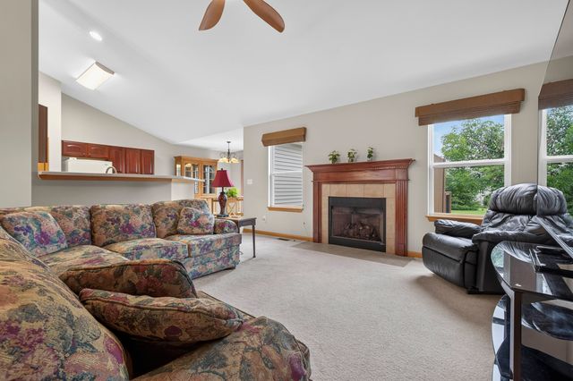 9219 CORRIEDALE RUN, Roscoe, IL 61073