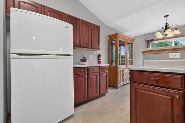 9219 CORRIEDALE RUN, Roscoe, IL 61073