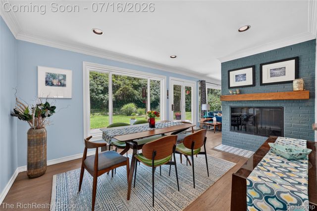 32710 Briarcrest Knolls, Farmington Hills, MI 48334