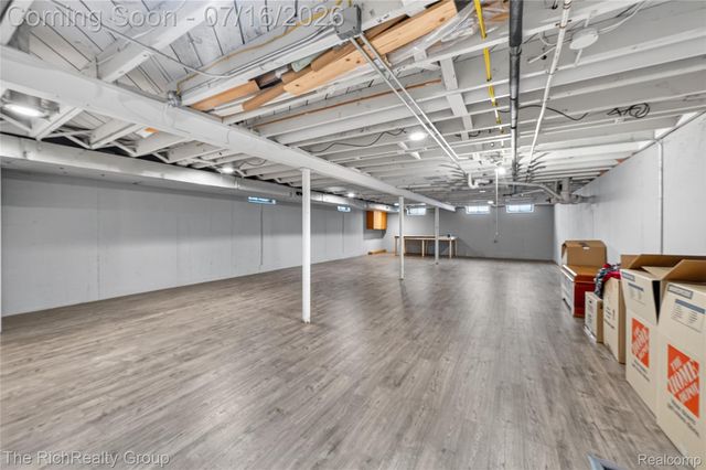 32710 Briarcrest Knolls, Farmington Hills, MI 48334