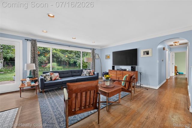 32710 Briarcrest Knolls, Farmington Hills, MI 48334