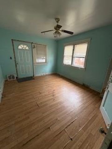 186 Howland Street, Battle Creek, MI 49037