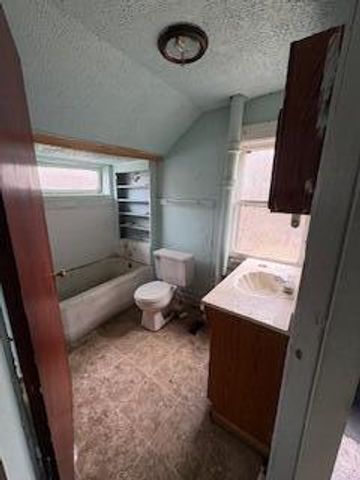 186 Howland Street, Battle Creek, MI 49037