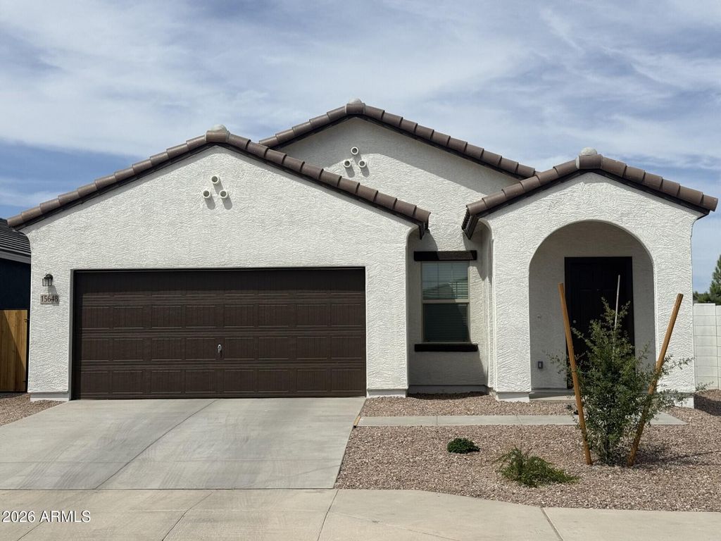 15658 W CAMDEN Avenue, Waddell, AZ 85355