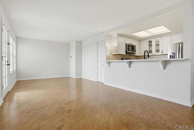 3961 HORTENSIA H7, San Diego, CA 92110