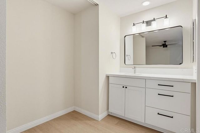 3961 HORTENSIA H7, San Diego, CA 92110
