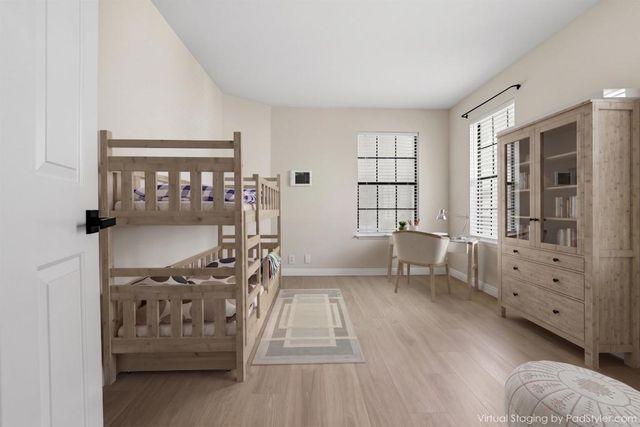 3961 HORTENSIA H7, San Diego, CA 92110