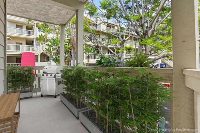 3961 HORTENSIA H7, San Diego, CA 92110