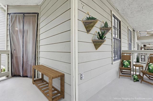 3961 HORTENSIA H7, San Diego, CA 92110