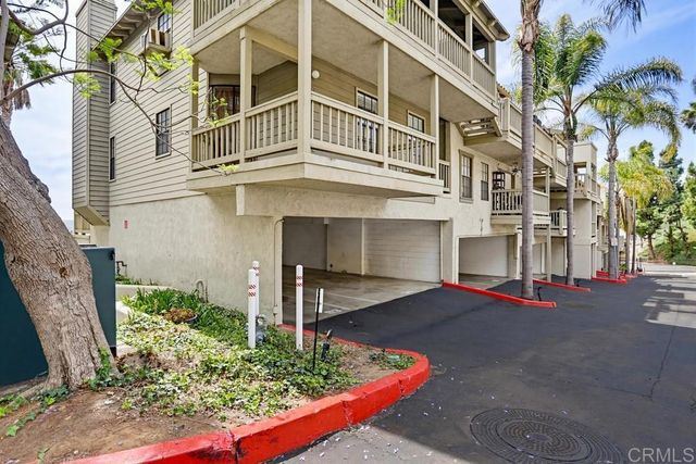 3961 HORTENSIA H7, San Diego, CA 92110