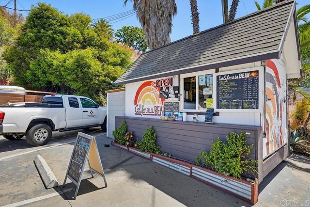3961 HORTENSIA H7, San Diego, CA 92110