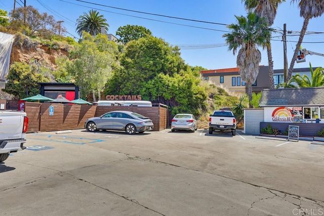 3961 HORTENSIA H7, San Diego, CA 92110