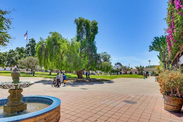 3961 HORTENSIA H7, San Diego, CA 92110