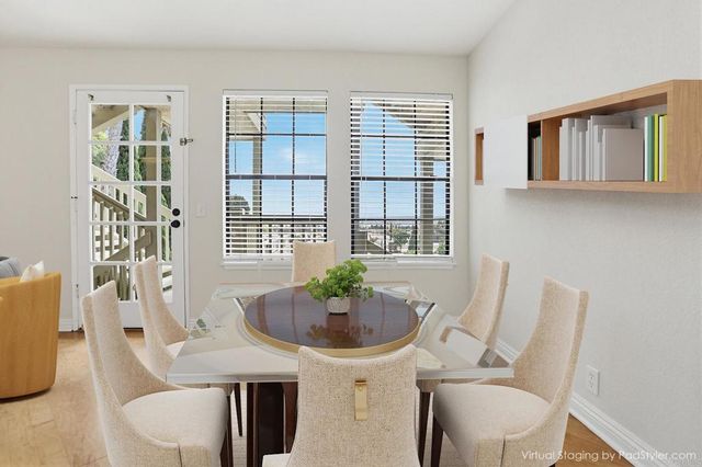 3961 HORTENSIA H7, San Diego, CA 92110