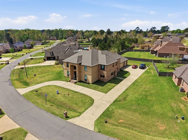 2115 Hollow Wood Way, Haughton, LA 71037
