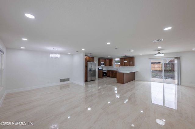 8833 COVENTRY Court, Jacksonville, FL 32257