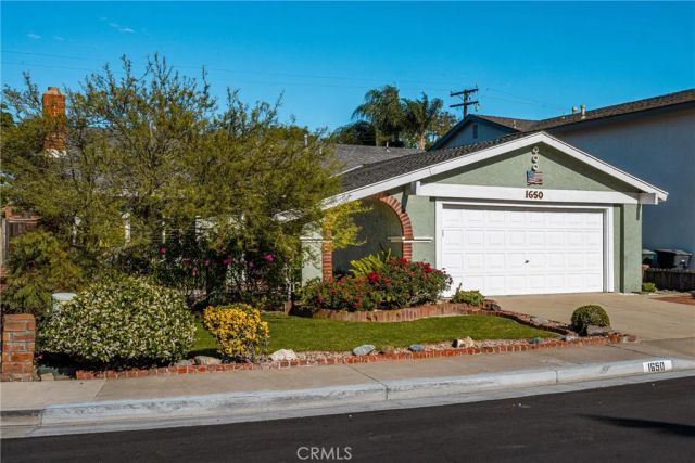 1650 S Carnelian, Anaheim, CA 92802