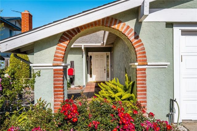 1650 S Carnelian, Anaheim, CA 92802