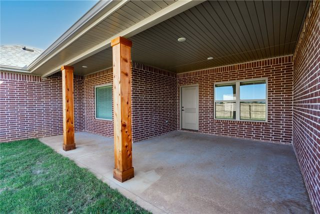 147 N Banner Avenue, Farmington, AR 72730