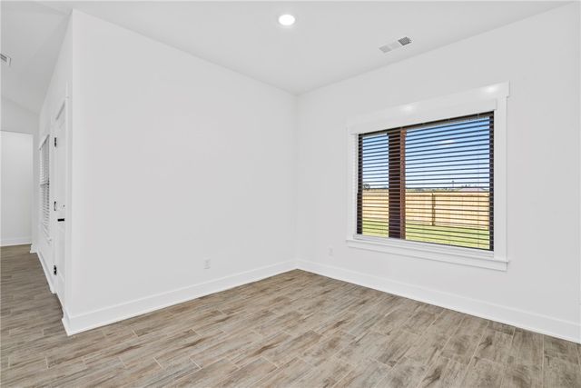 147 N Banner Avenue, Farmington, AR 72730