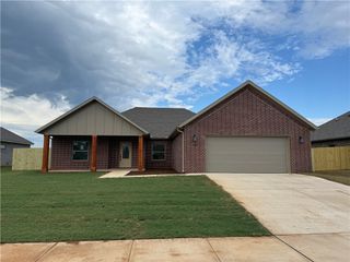 147 N Banner Avenue, Farmington, AR 72730
