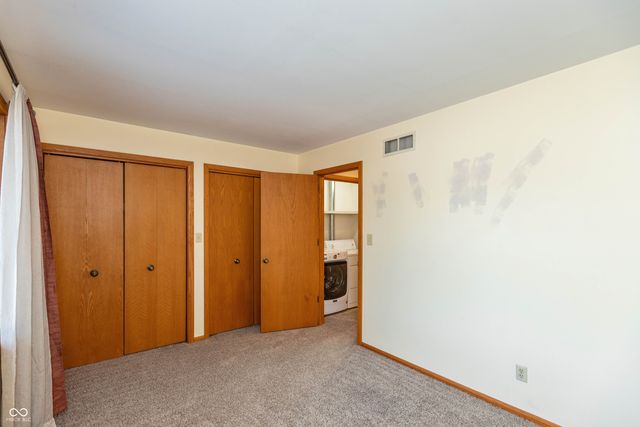 3177 Sycamore Drive 5A, Columbus, IN 47203