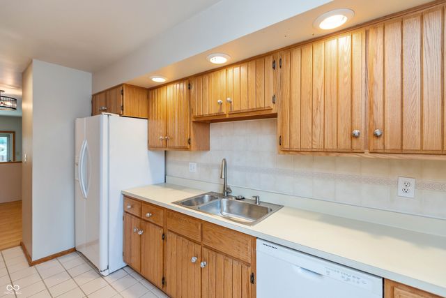 3177 Sycamore Drive 5A, Columbus, IN 47203