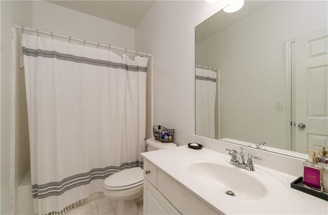 1928 Barrett Knoll Circle NW, Kennesaw, GA 30152