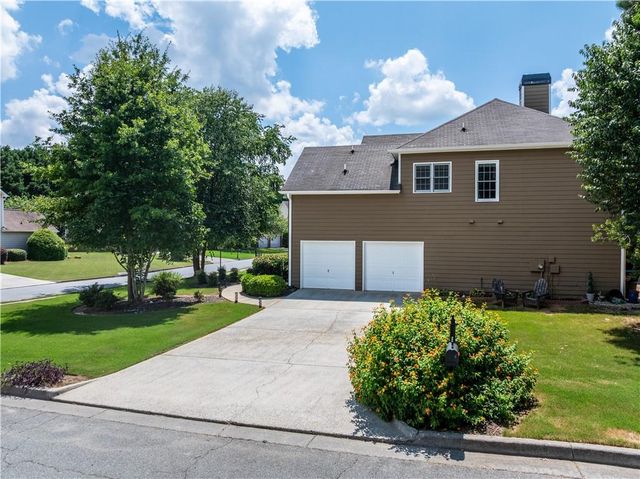 1928 Barrett Knoll Circle NW, Kennesaw, GA 30152