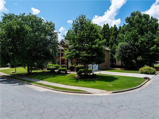 1928 Barrett Knoll Circle NW, Kennesaw, GA 30152