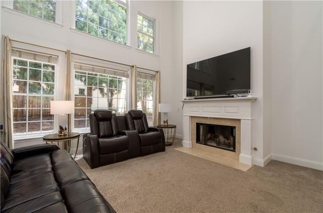 1928 Barrett Knoll Circle NW, Kennesaw, GA 30152