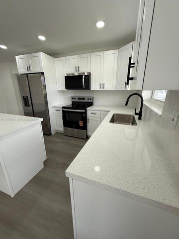 3010 NW 186th Ter, Miami Gardens, FL 33056