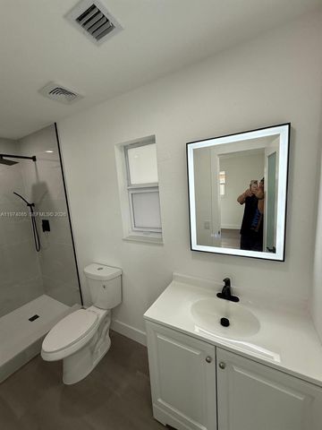 3010 NW 186th Ter, Miami Gardens, FL 33056