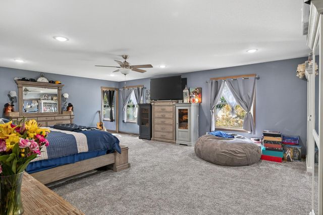 9805 Sharon Place NW, Rice, MN 56367