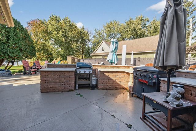 9805 Sharon Place NW, Rice, MN 56367