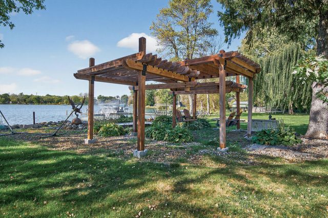 9805 Sharon Place NW, Rice, MN 56367