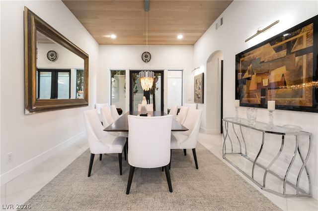 9736 Verlaine Court, Las Vegas, NV 89145