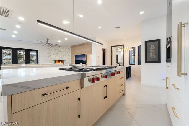 9736 Verlaine Court, Las Vegas, NV 89145