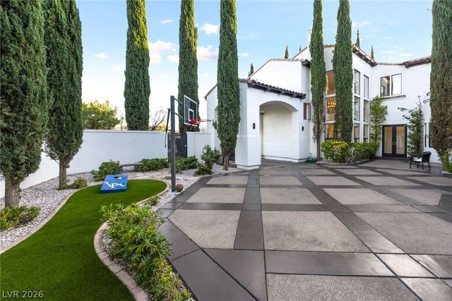 9736 Verlaine Court, Las Vegas, NV 89145