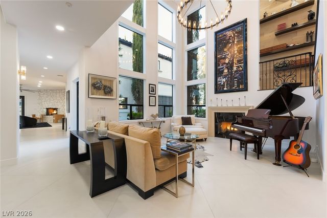 9736 Verlaine Court, Las Vegas, NV 89145